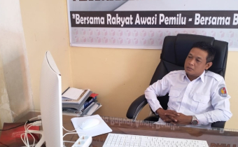 Menjawab Tantangan Penanganan Pelanggaran Ditengah Situasi Pandemi Covid 19, Bawaslu KSB Melaksanakan Rapat Kerja Teknis Bersama Panwascam.